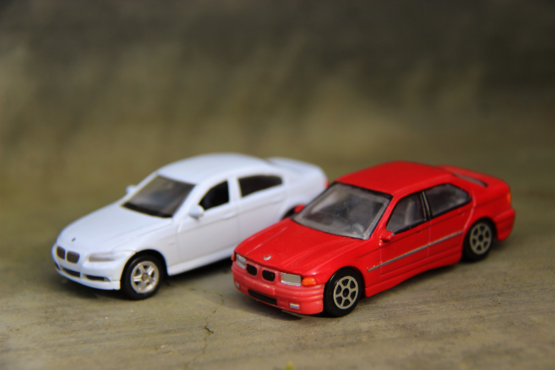 Illustration for article titled Teutonic Tuesday: Toys vs. Models, 3 Series Edition